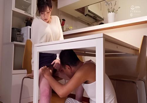 Chị Dâu Nằm Yên Cho Em Chồng Thẩm Bướm Phiên Bản Khác