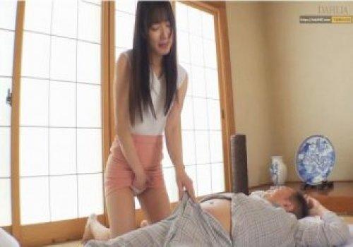 Dì Dâm Nhờ Cháu Trai Bú Liếm Cho Sướng Lồn